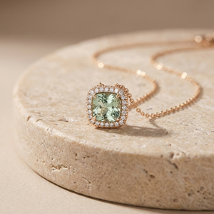 Collier Grenat Menthe Entourage Diamants