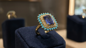Bague or jaune Tanzanite turquoises et diamants
