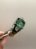 Bague or blanc, Emeraude, diamants trapèze