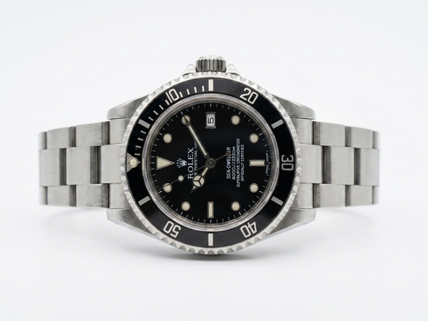 Montre Rolex Sea-Dweller Oyster Perpetual en acier, année 2013