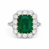 Bague or blanc, griffes or jaune, Émeraude et diamants brillants