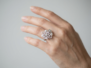 Bague MIKIMOTO Or blanc Diamants brillants Perles fines