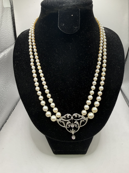 Collier Or 750/1000 Perle, Diamant et Saphir