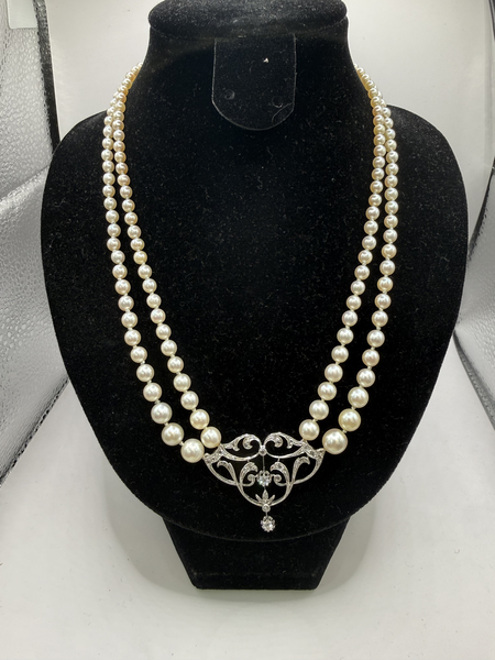 Collier Or 750/1000 Perle, Diamant et Saphir