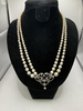 Collier Or 750/1000 Perle, Diamant et Saphir