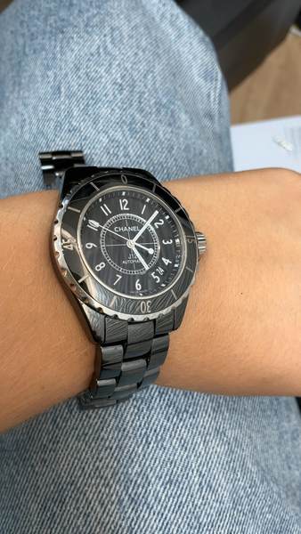 Montre Chanel J12
