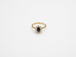 Bague Saphir entourage Diamants en or jaune