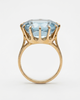 Bague années 60 Or rose Aiguë marine sur griffes