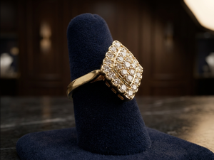 Bague pavée diamants style marquise